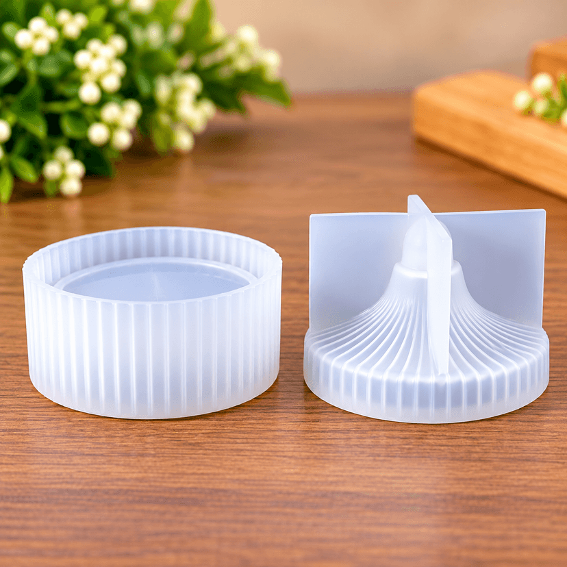 Ribbed Trinket Mould - Image 3